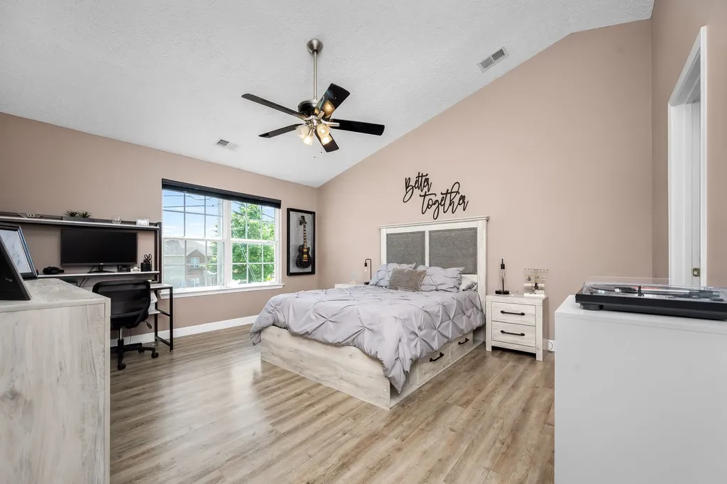 1010 Lowrey Place Spring Hill TN 37174
