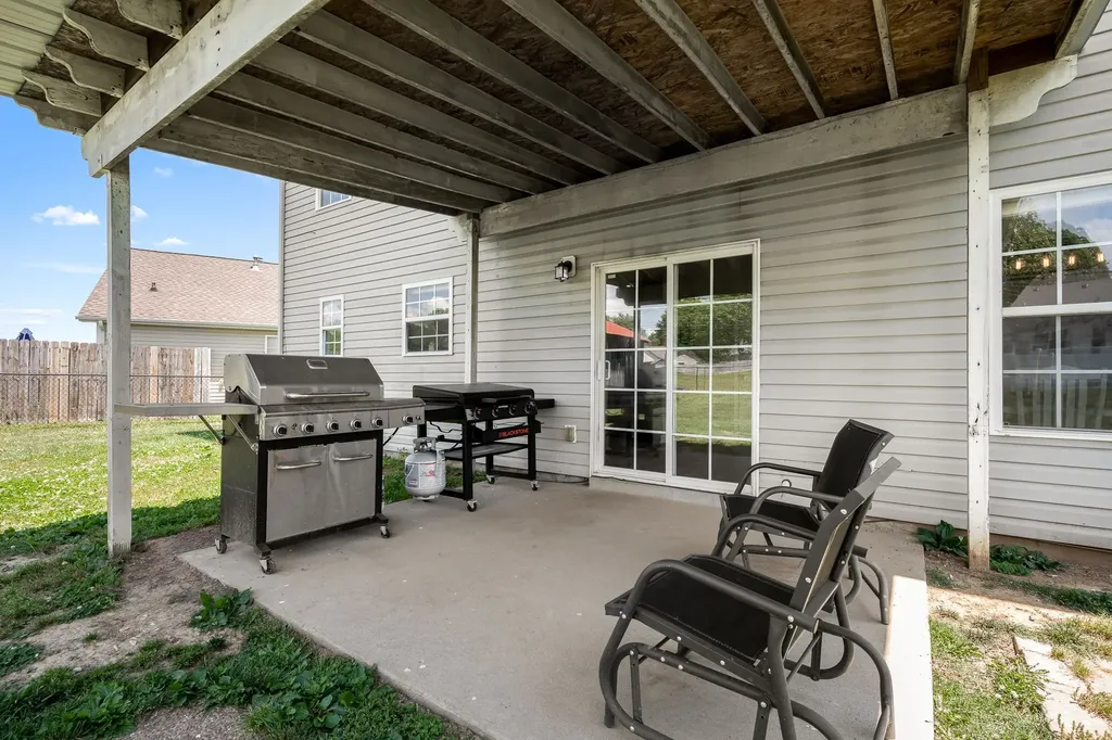 1010 Lowrey Place Spring Hill TN 37174