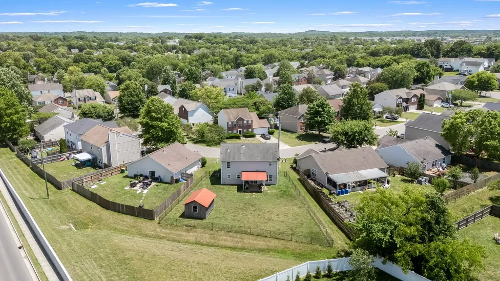 1010 Lowrey Place Spring Hill TN 37174