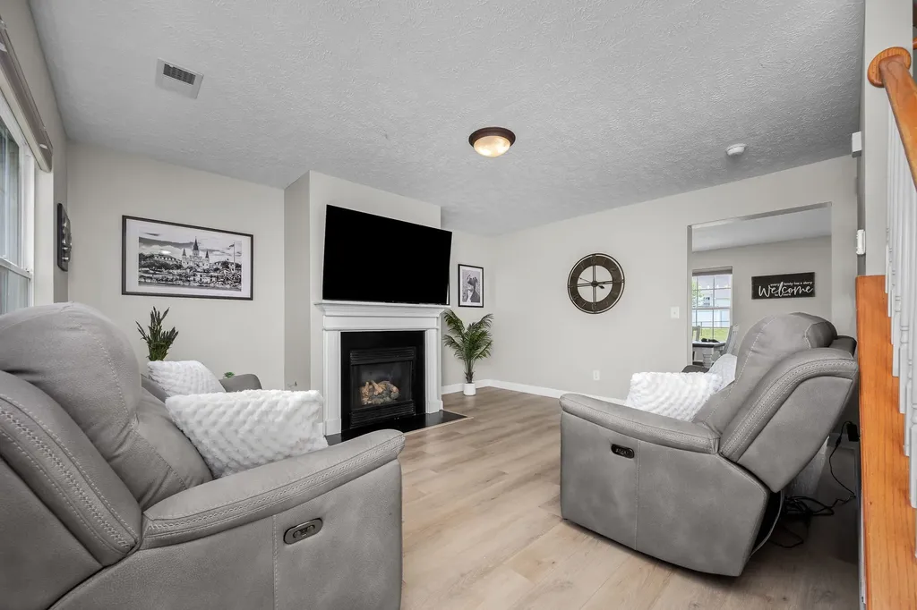 1010 Lowrey Place Spring Hill TN 37174