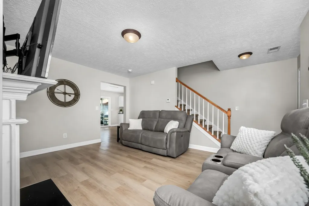1010 Lowrey Place Spring Hill TN 37174