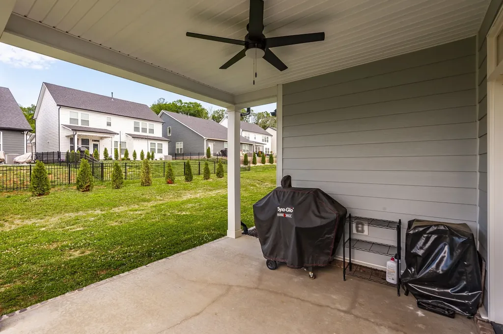 375 Turfway Park Gallatin TN 37066