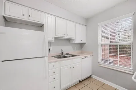 1814 Dr Martin Luther King Jr B Murfreesboro TN 37130
