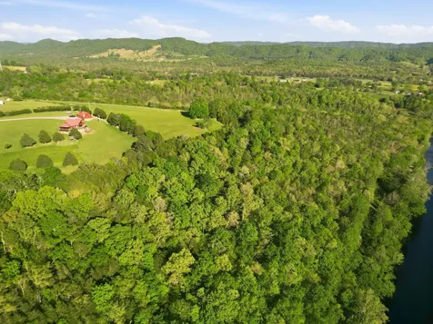 1 Moles Lane Byrdstown TN 38549