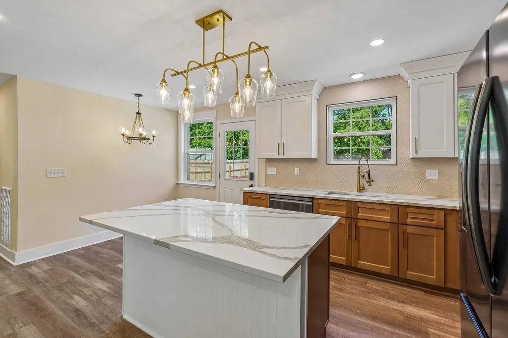 1425 Shelton Avenue Nashville TN 37216