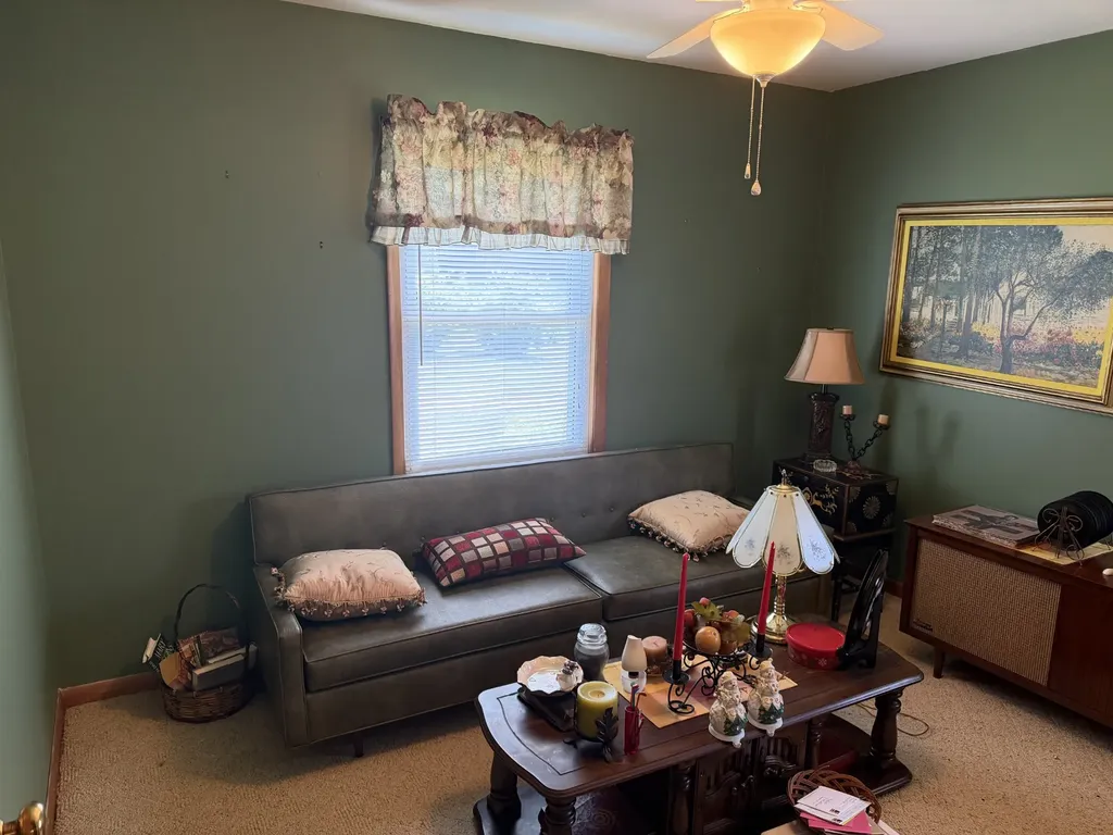 2276 S Mount Pleasant Road Greenbrier TN 37073
