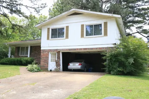 3120 N Circle Drive Humboldt TN 38343