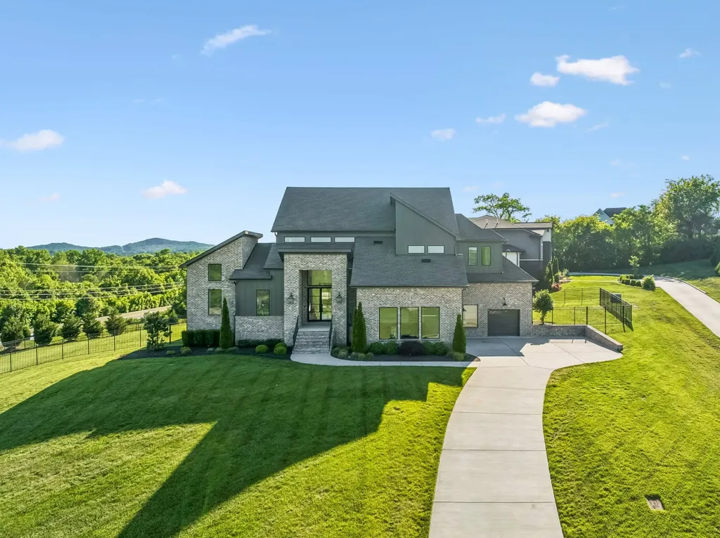 1005 Heights Boulevard Brentwood TN 37027