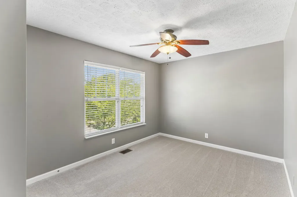 2005 Remington Park Road Hermitage TN 37076