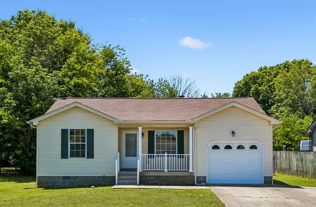 103 Natchez Ct, S La Vergne TN 37086