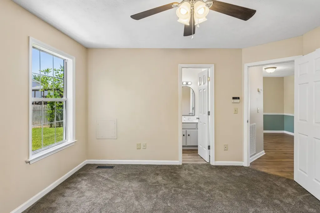 103 Natchez Ct, S La Vergne TN 37086