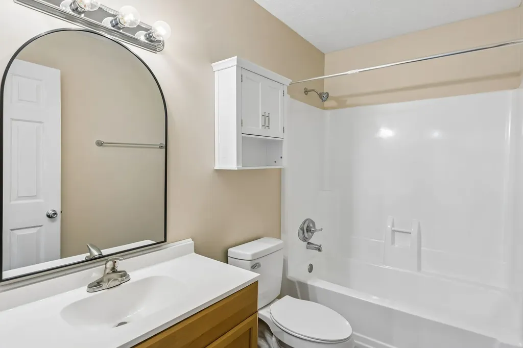 103 Natchez Ct, S La Vergne TN 37086