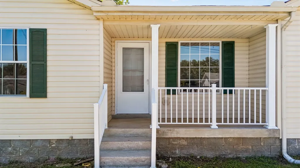 103 Natchez Ct, S La Vergne TN 37086