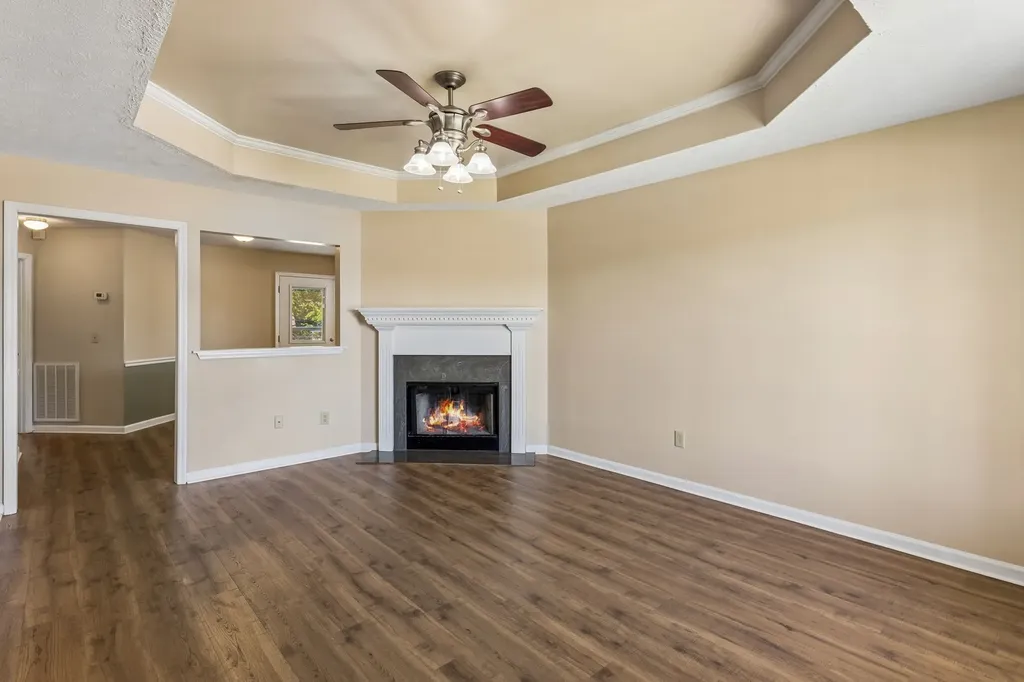 103 Natchez Ct, S La Vergne TN 37086