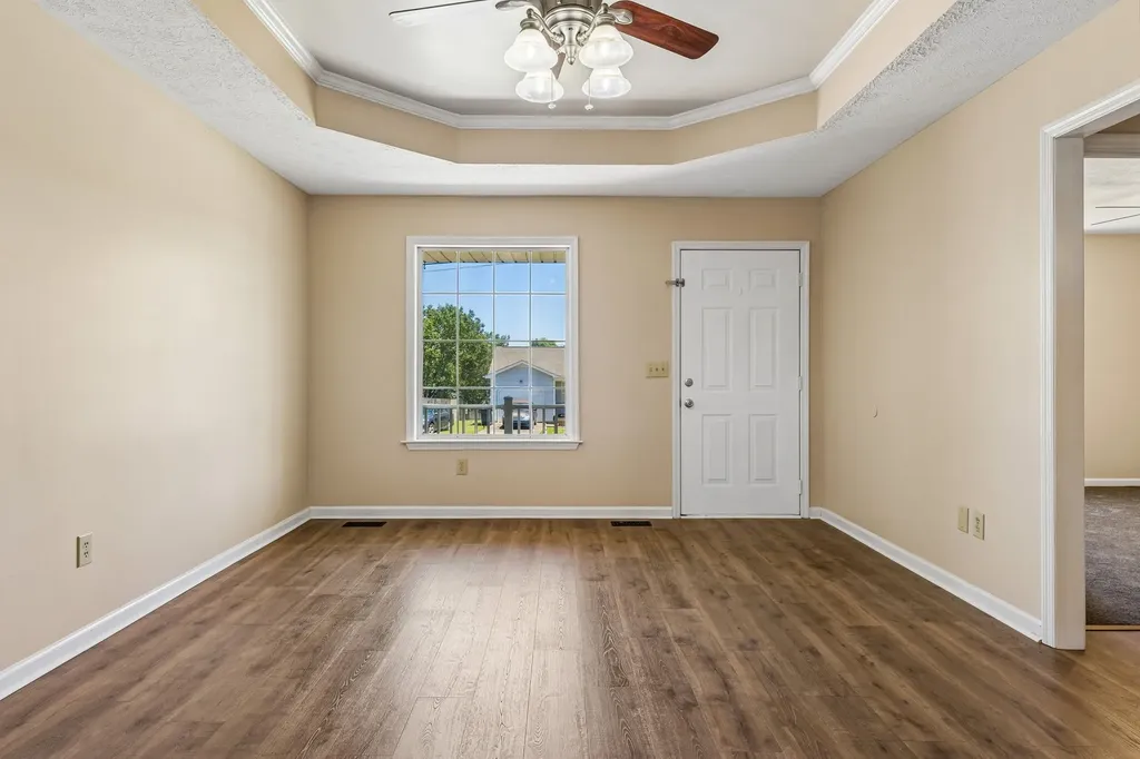 103 Natchez Ct, S La Vergne TN 37086