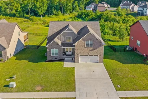 517 Cresthaven Lane Clarksville TN 37043