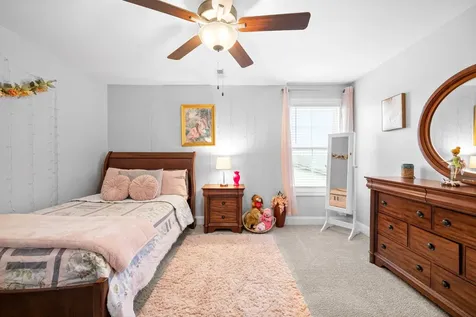 517 Cresthaven Lane Clarksville TN 37043
