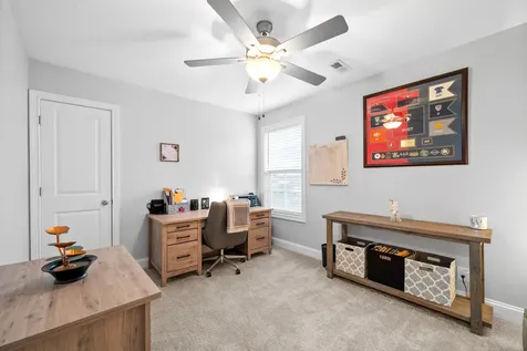517 Cresthaven Lane Clarksville TN 37043