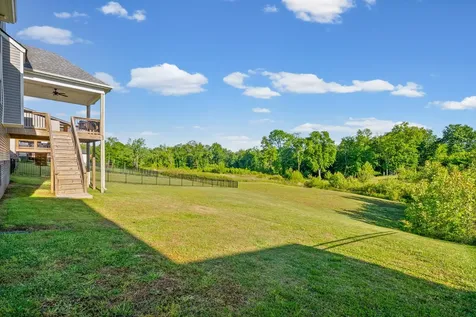 517 Cresthaven Lane Clarksville TN 37043