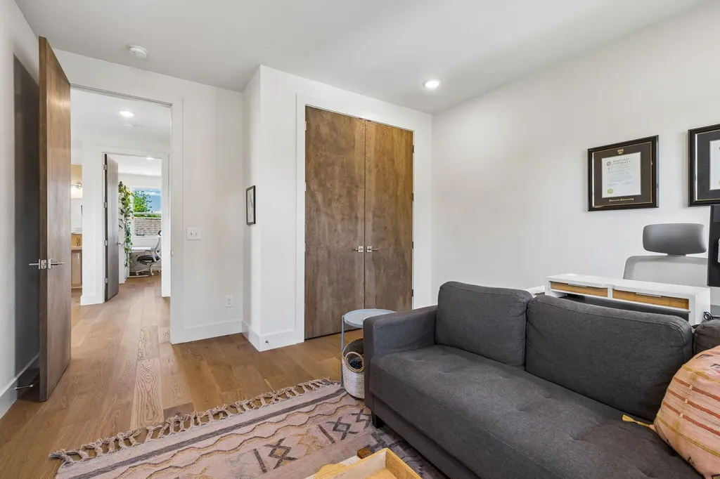 309B 35th Ave, N Nashville TN 37209