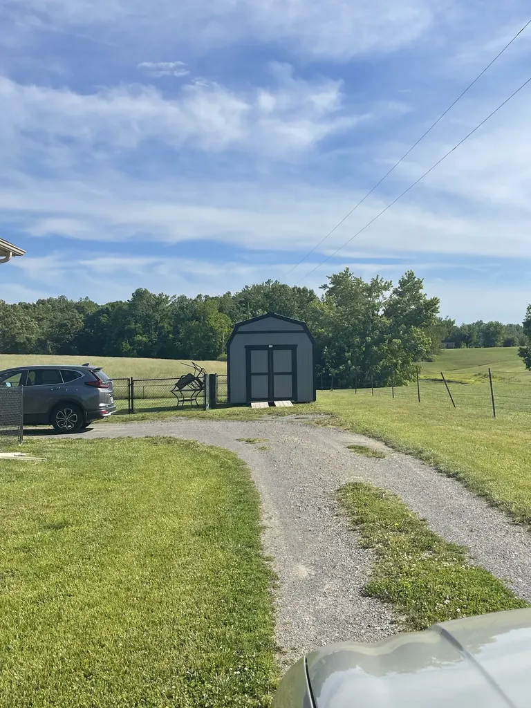 4478 Long Creek Road Lafayette TN 37083