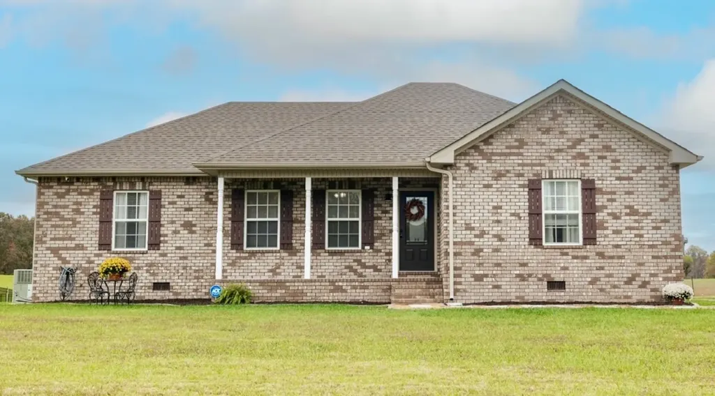 4478 Long Creek Road Lafayette TN 37083