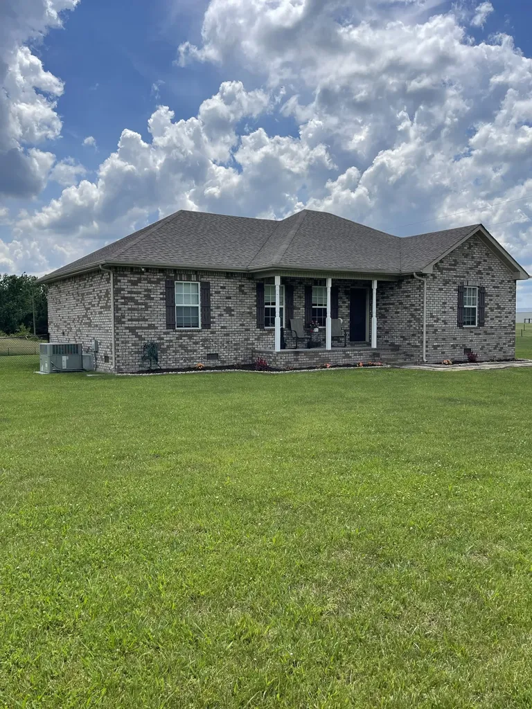 4478 Long Creek Road Lafayette TN 37083