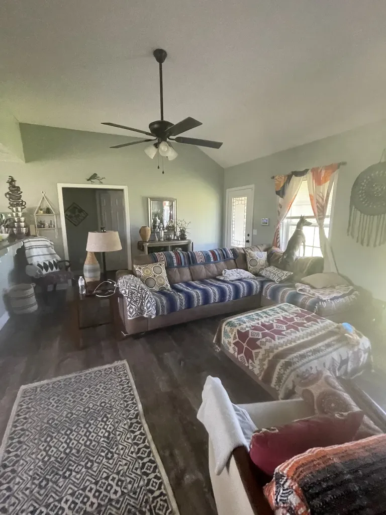 4478 Long Creek Road Lafayette TN 37083