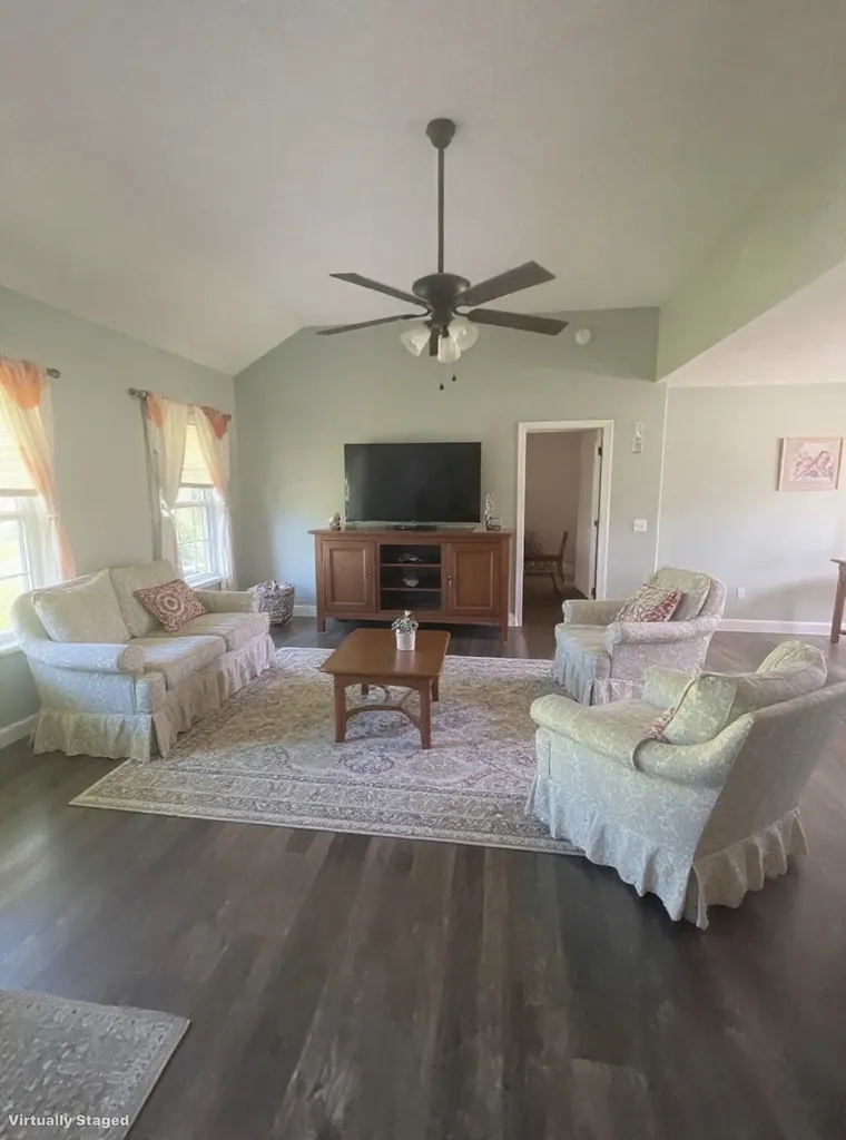 4478 Long Creek Road Lafayette TN 37083