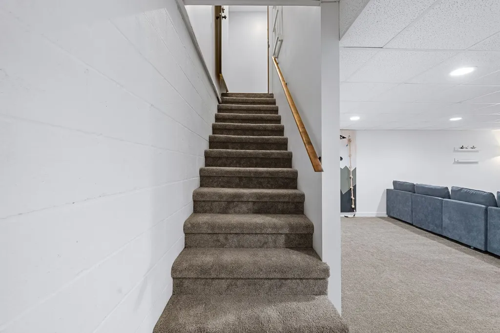 220 Crestland Drive Columbia TN 38401