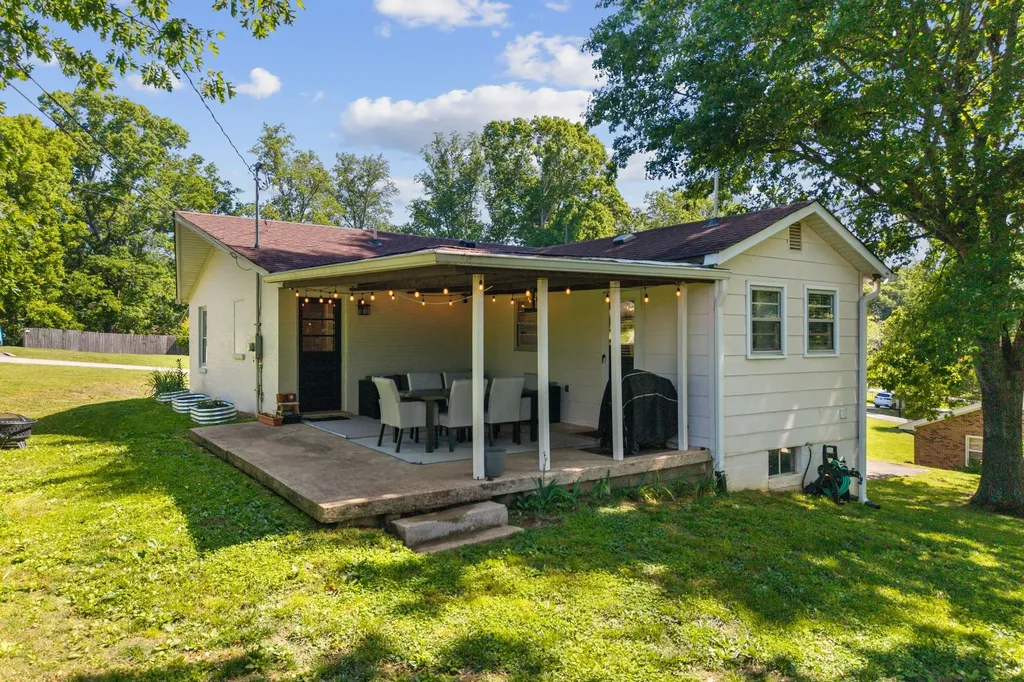 220 Crestland Drive Columbia TN 38401