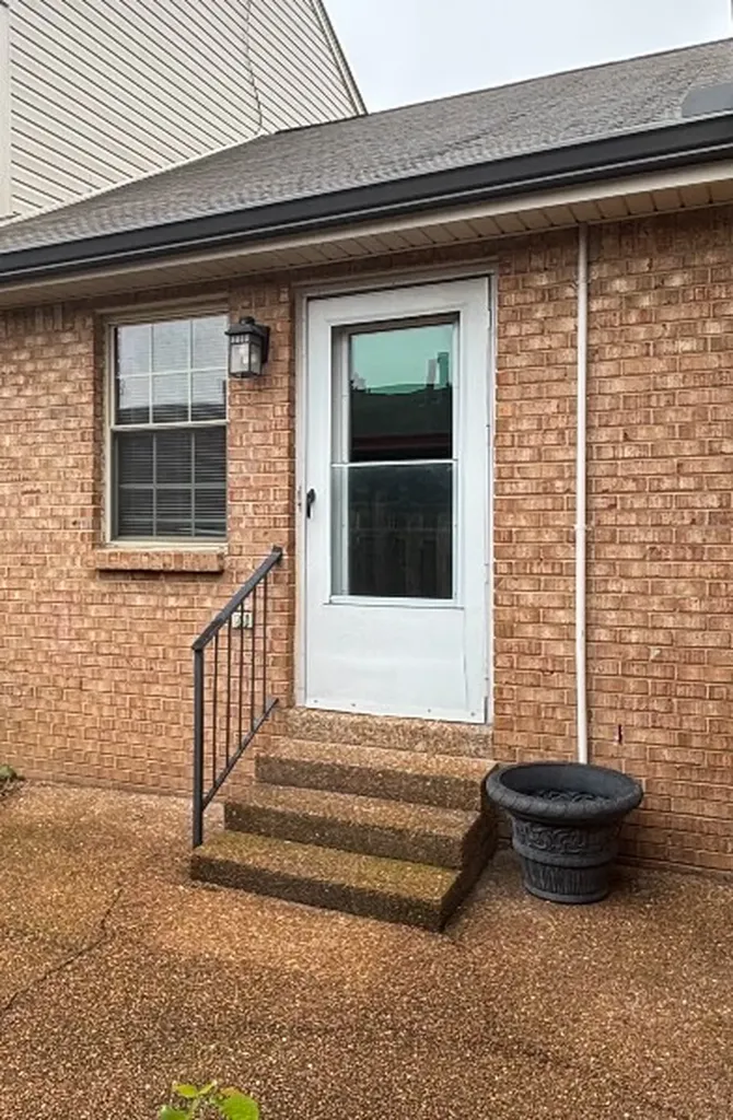 4001 Anderson Road Nashville TN 37217