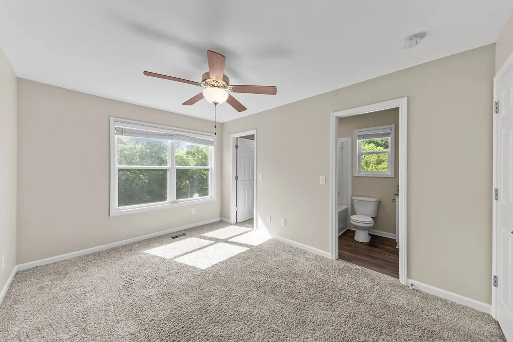 906 E Happy Hollow Drive Clarksville TN 37040