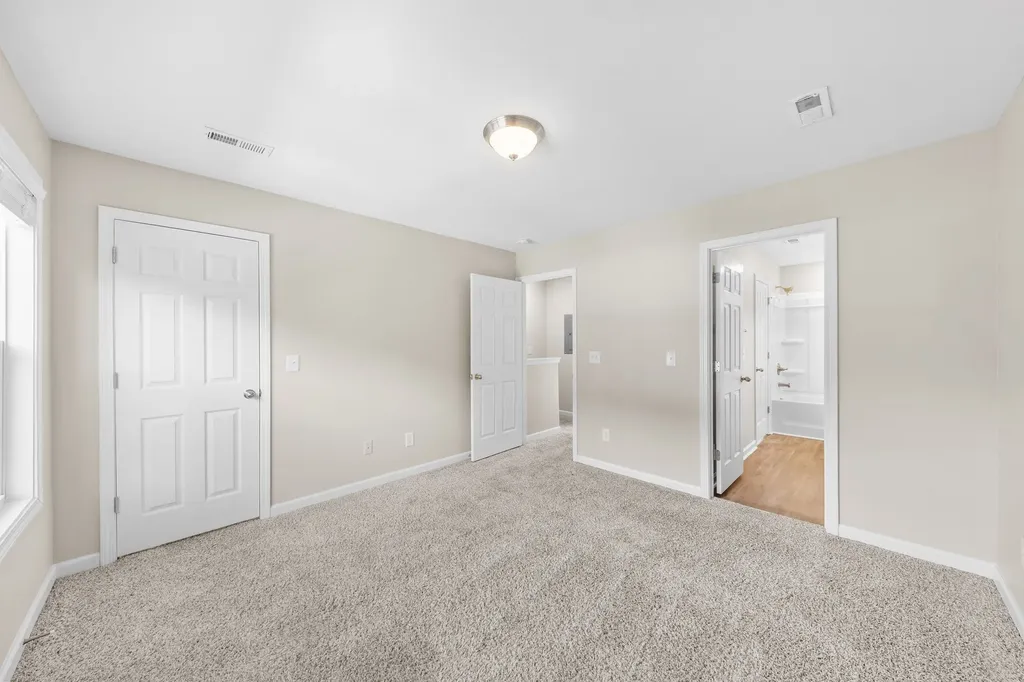 906 E Happy Hollow Drive Clarksville TN 37040