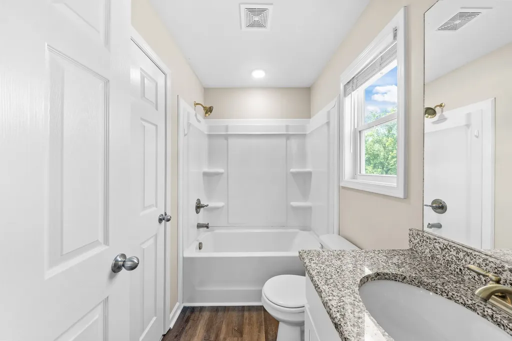 906 E Happy Hollow Drive Clarksville TN 37040
