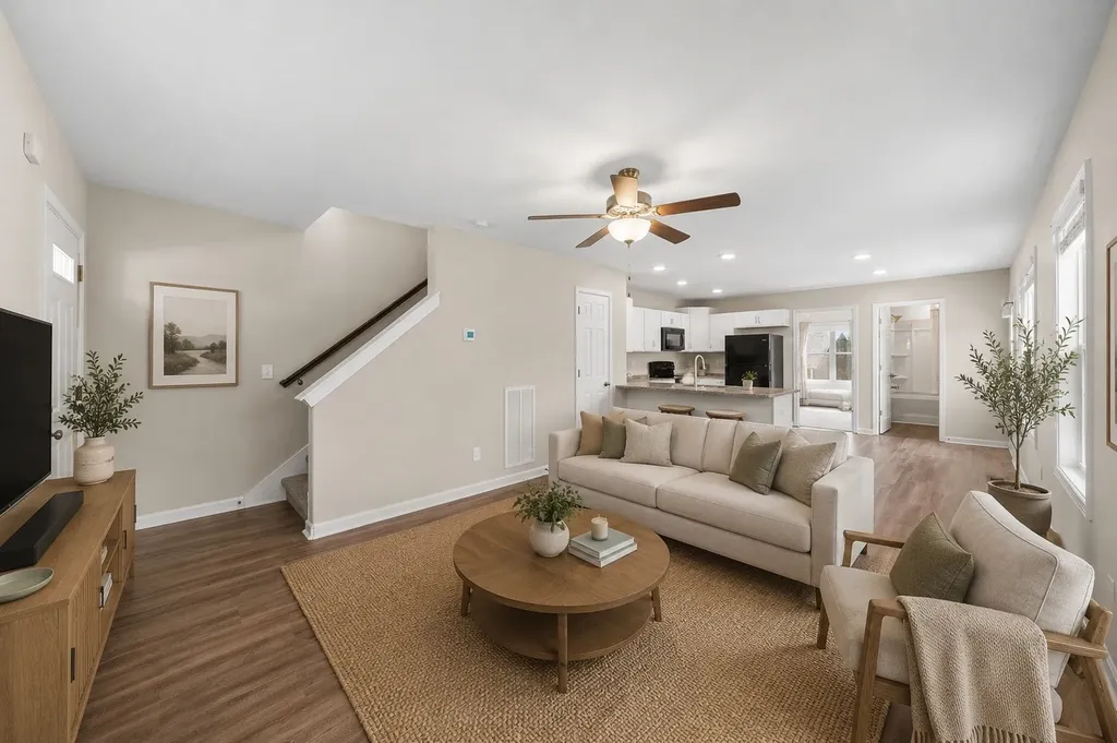 906 E Happy Hollow Drive Clarksville TN 37040
