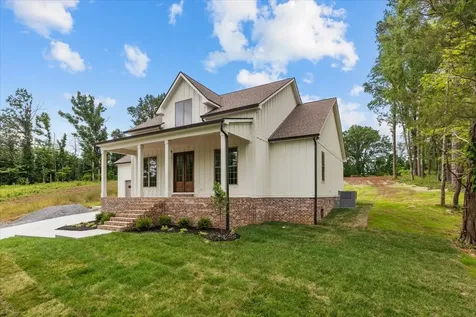 171 Roby Drive Erin TN 37061