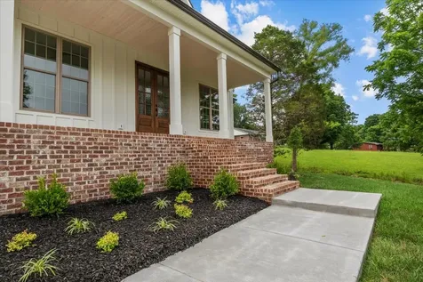 171 Roby Drive Erin TN 37061