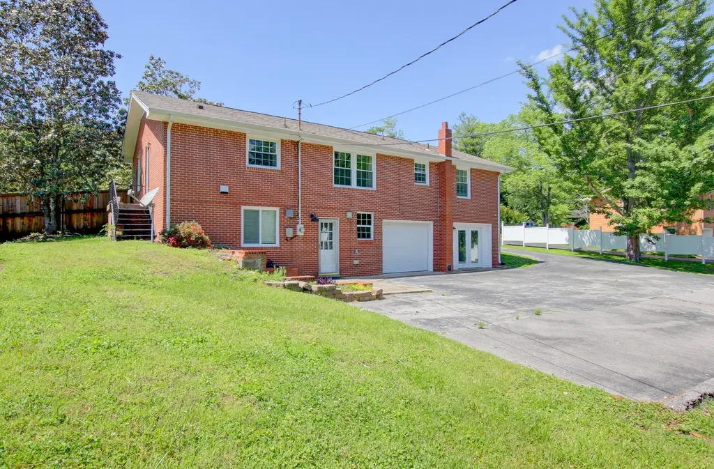 567 Chesterfield Drive Clarksville TN 37043