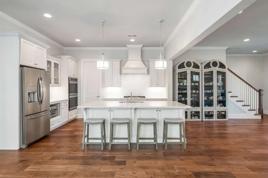 917 Dauphine Street Nashville TN 37221