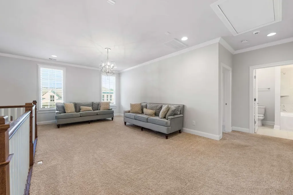 917 Dauphine Street Nashville TN 37221