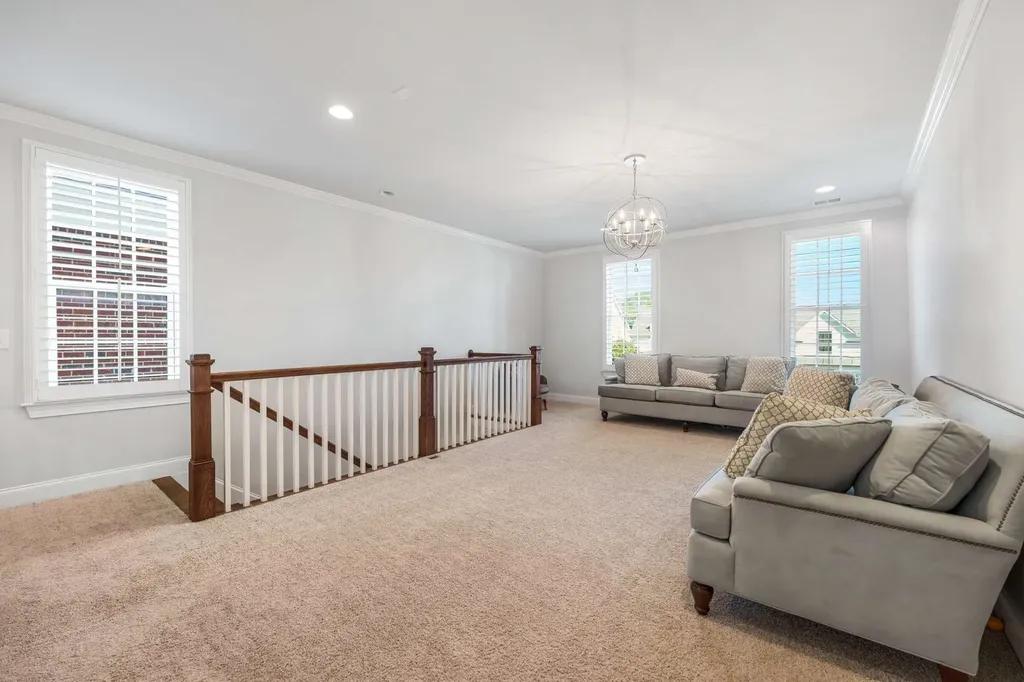 917 Dauphine Street Nashville TN 37221