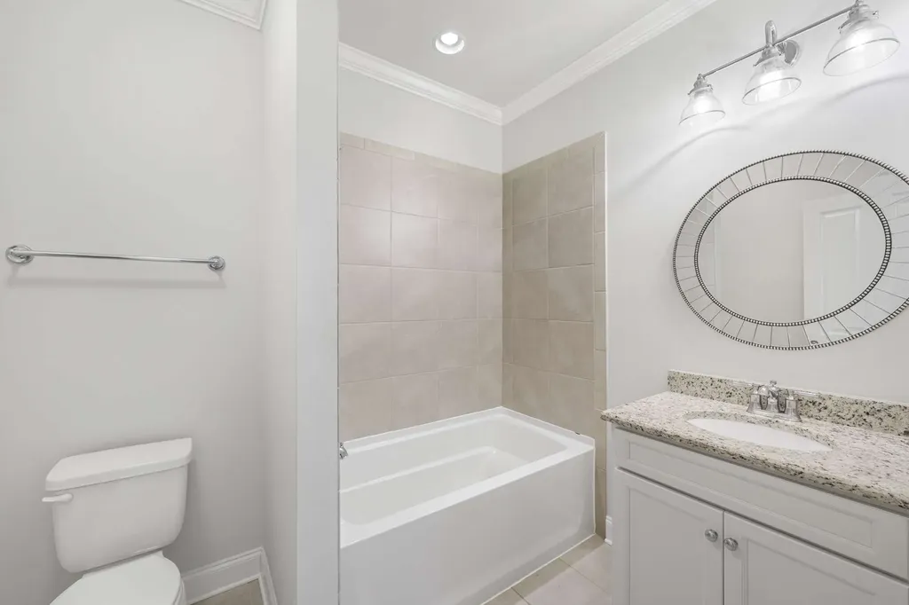 917 Dauphine Street Nashville TN 37221