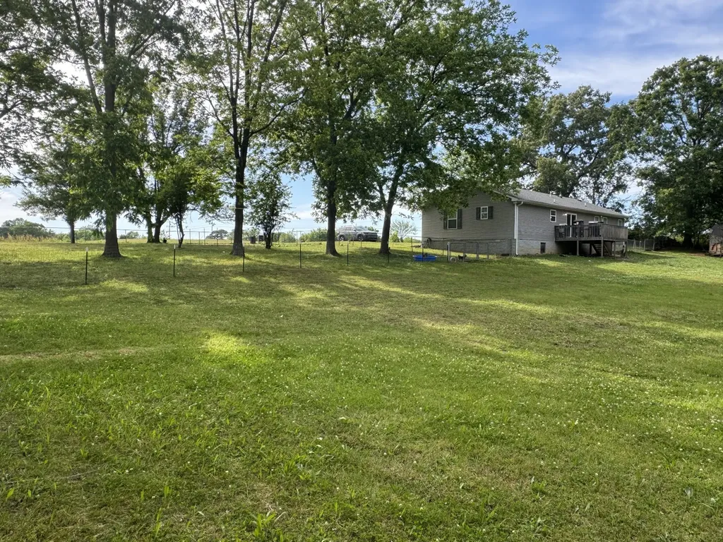 105 Larkins Drive White Bluff TN 37187