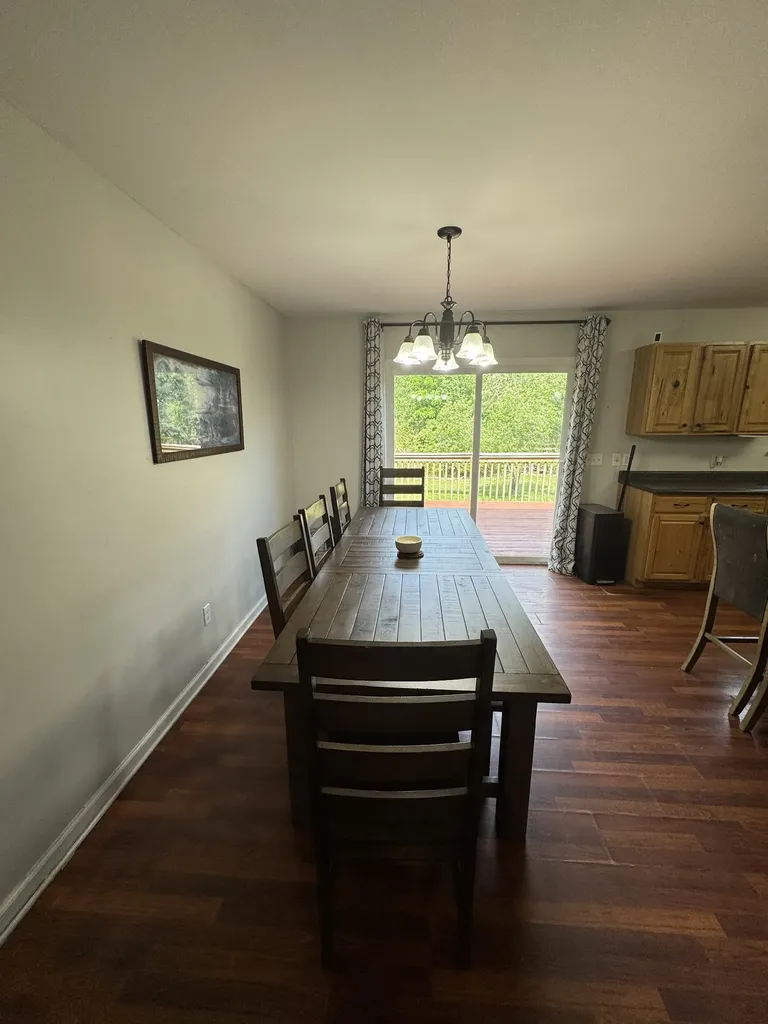 105 Larkins Drive White Bluff TN 37187