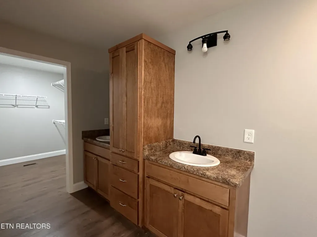 560 Saint Anthony Drive Jamestown TN 38556