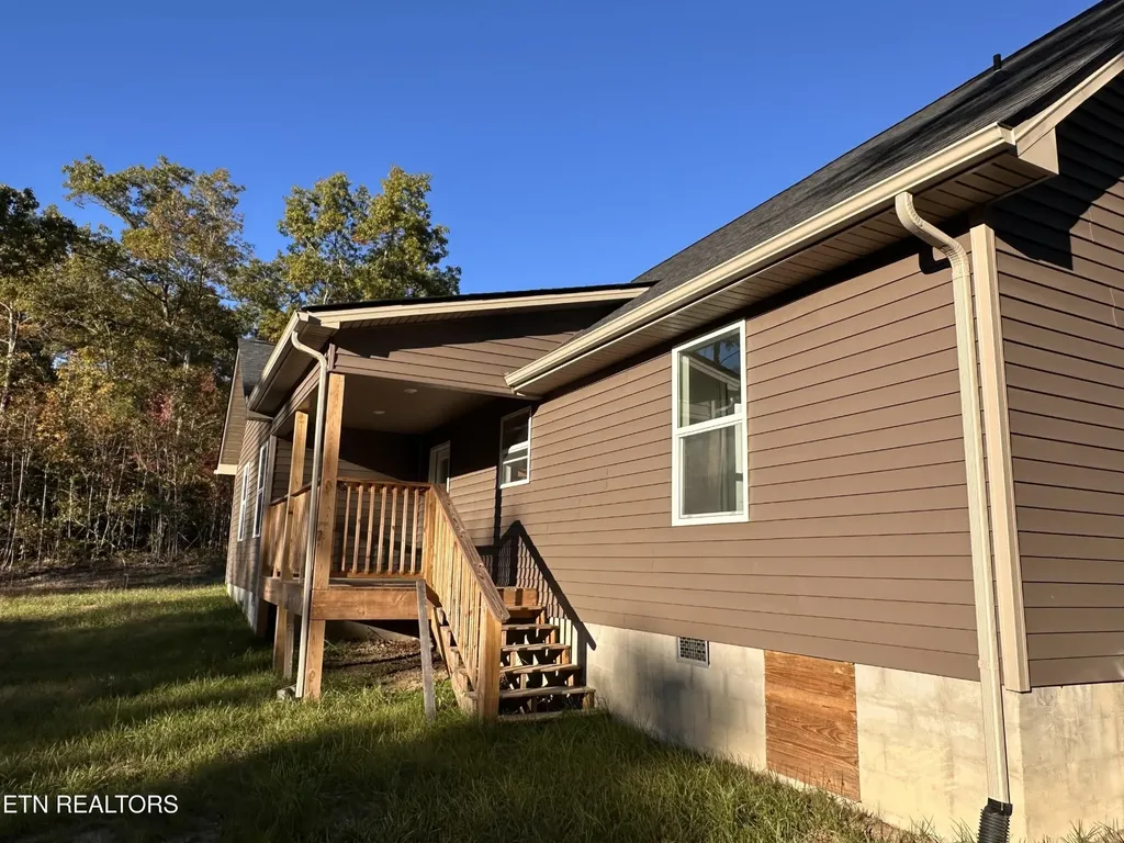 560 Saint Anthony Drive Jamestown TN 38556