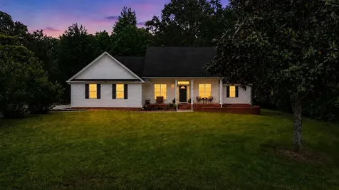 71 Larkspur Court Tullahoma TN 37388