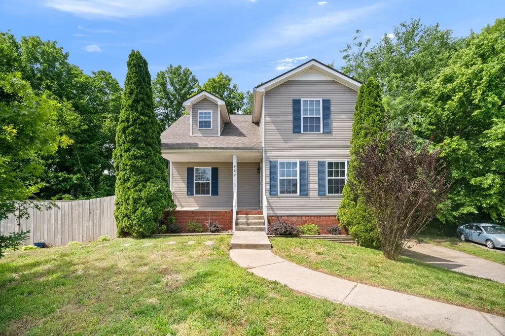 907 Sugarcane Way Clarksville TN 37040