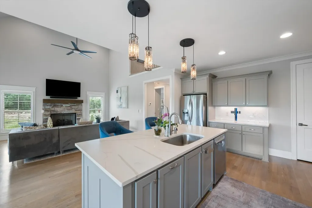 2902 Carisbrooke Drive Mount Juliet TN 37122